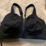 Victoria's Secret  Knockout Sports Bra Size 36DDD Black Workout Front Clasp Zip Photo 0