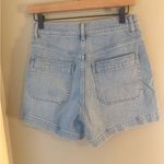 Madewell  High Rise Denim Shorts Light Wash Patch Pockets Size 26 Photo 1