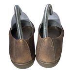 The Flexx Bon Plush Rose Toe Flat Bronze
Leather US 8 EU 39 Gold Photo 3