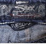 Silver Jeans Silver Tuesday Distressed Cut-Off Shorts Size 26 Photo 3