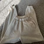 Hollister Highwasted cuffed  sweat pants Photo 3