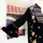 Johnny Was Sisilia Floral Embroidered Velvet Top Black Sz S Photo 3