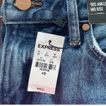 EXPRESS  Womens 90s Ankle Boot Mid Rise Distressed Cropped Jeans‎ Size 4S Photo 2