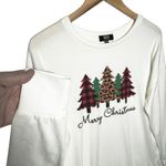 MERRY CHRISTMAS Women’s Christmas Tree long Sleeve white popover top Size L Photo 1