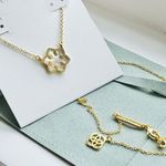 Kendra Scott Kyocera Pearl Snow Flake or Flower Necklace Photo 2