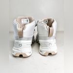 On Running Women’s Cloud rock Waterproof Trail Running Sneakers Sz 7.5 Boots White Photo 4