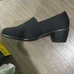 Women's Black Comfort Shoes Photo 2