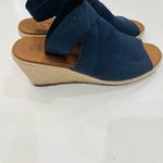 Sonoma Goods for life Wedge sandals in blue size 9 mint condition Photo 2