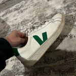 VEJA  White & Green Lace Up Sneakers Size 6 US Photo 2