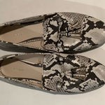 ZARA  Monochrome Snakeskin Pattern Loafers Photo 0
