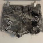 Refuge 2/$10  Camo Button Fly Shorts Photo 0