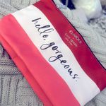 Kate Spade  and Clinique Limited Edition “Hello Gorgeous” Cosmetic Bag Photo 0