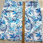 David Loren| White/blue flower print pencil skirt with belt loops & back slit White Size 12 Photo 5