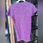 Lululemon  Swiftly Tech Short Sleeve Crew tee Heathered Regal Plum floral Photo 3