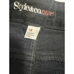 Style & Co . Black denim capri size 14 Photo 4