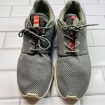 Nike WOMENS ROSHE RUN SNEAKER
511882-005 GRAY PINK SIZE 9 Photo 4