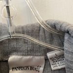 Fashion Bug FINAL MARKDOWN  sweater large Photo 3