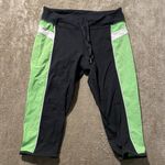 Lululemon  Leggings Womens Sz 6 S Wunder Under Crop Reversible Black Green Capri Photo 0