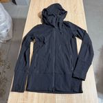 Lululemon Stride Athletic Jacket in Black Mock Neck Full Zip Hoodie Size 4 EUC Photo 0