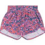 Lululemon Tracker- Mid- Rise- Short 4” Photo 4