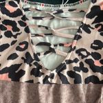 Glamorous New  v neck color block print top Mixed Media Crochet Sleeves Animal Photo 1