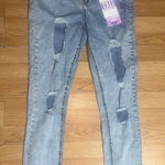 Refuge NWT JRS/women 11 -Cali , ultra high rise skinny distressed stretch denim. Photo 0