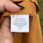 XIRENA Beau Cotton Long Sleeve Button Up Shirt in Khaki Size XS Orange Photo 5