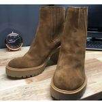 Dolce Vita Caster H2O Boots Womens 10 Brwon Suede Zip Stacked Heel Ankle Boots Brown Photo 3