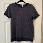 Lululemon  Shirt Photo 0