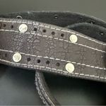 Lucky Brand  Black Crackle Leather Solid Brass Buckle Studded Unisex Belt Size 28 Photo 10