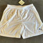 Puma  Women’s White Athletic Shorts Dry Cell Size L NWT Photo 0