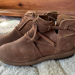 Born Shoes Born Brown Suede booties Photo 0