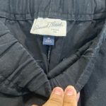 Universal Threads Women's Mid-Rise Barrel Leg Pull-On Pants - Universal Thread™ Black M Photo 3