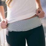 ALBION FIT  Black Petal Pant Capri Leggings Size Small Photo 1