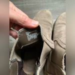 Cliffs  Booties Chelsea Boots Tan Nude Beige Comfy Boots Size 7 M Photo 10