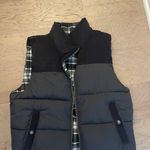 American Eagle Outfitters Puffer Vest Photo 0