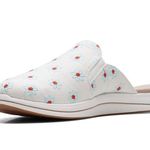 Clarks Women's Cloudstepper Breeze Shore Mules Photo 1