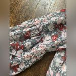 BTFBM Floral Women's Top Size LG Gray & Pink Red Photo 2