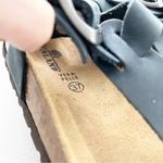 Grundland Thong Leather Sandals in Dark Blue Size 6 Photo 5