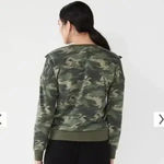 Nine West Camouflage Camo Print Ruffle Pullover Sweater Sweatshirt Size M Medium Photo 1