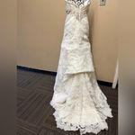 Casablanca Bridal, Elegant Cream Lace Wedding Dress White Size 6 Photo 4