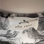Allie Rose NWOT  HI Low Black/White Kimono OSFM Photo 1