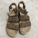 Universal Threads Leopard print sandals Photo 1