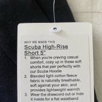 Lululemon  Scuba Shorts High-Rise 5" Photo 3