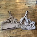 Spanx nude soft no wire 42DD satiny lined bra Photo 1