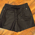 Skies Are Blue  size medium women faux leather short‎ Photo 0