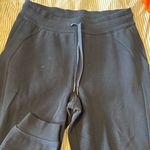Lululemon  Scuba High Rise Jogger Photo 2