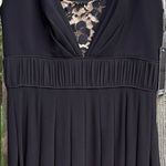 Adrianna Papell NWT  Fit Flare Ruched Waist Lace Panel V Neck Twirl Skirt Dress 4 Photo 3