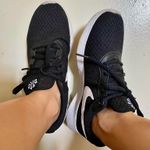 Nike  Tanjun Black Sneakers Photo 0