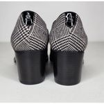 The Office of Angela Scott Mrs Maisel Midheel size 37.5 nude glen plaid leather Black Photo 6